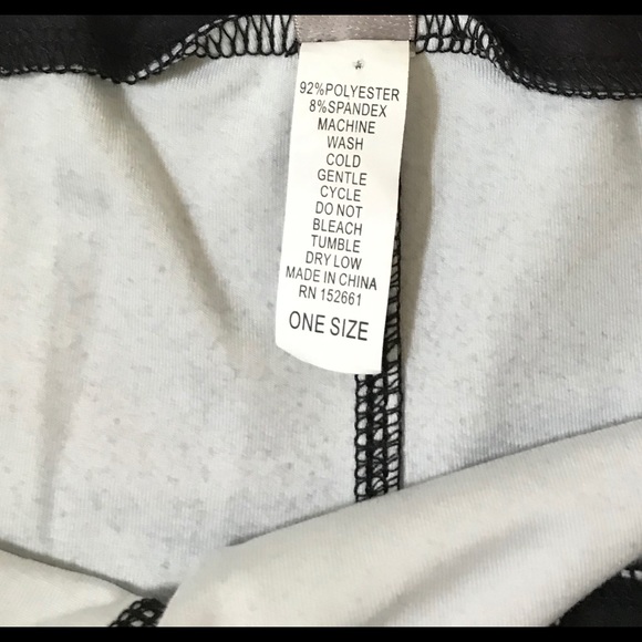 Black & White Floral Leggings - Picture 6 of 6